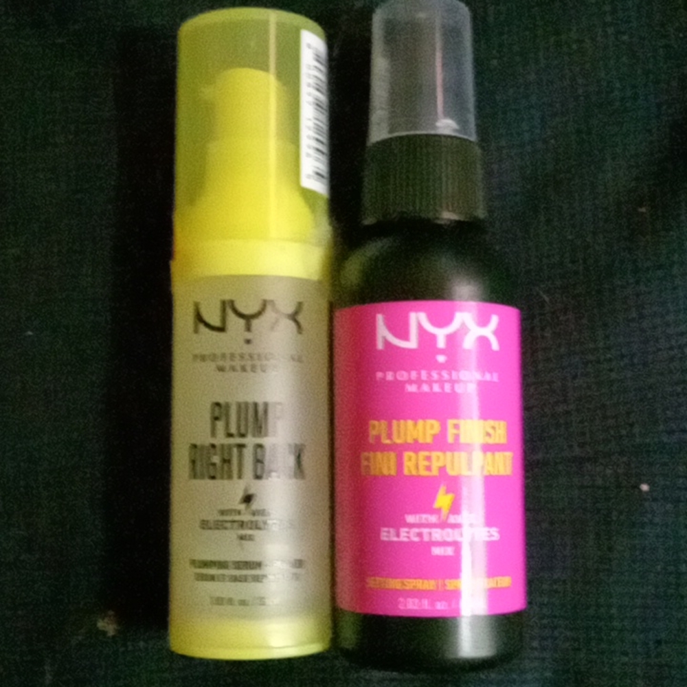 NYX PLUMP RIGHT BACK & PLUMP FINISH SETTING SPRAY